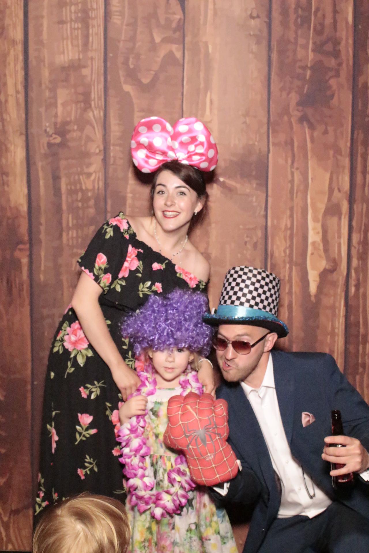 Christopher & Nicole's Wedding | View more photos from the event at gallery.myphotoboothexperience.co.uk/u/MyPhotoBoothExperienceLtd/Christopher-Nicoles-Wedding